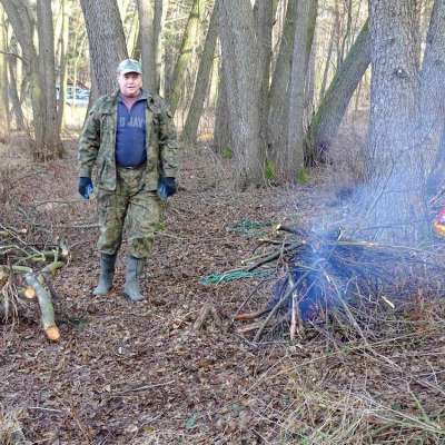 Wędkarze „Lina” posprzątali jezioro Trzecie