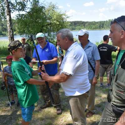 Wędkarski Dzień Dziecka nad jeziorem Ostrowskim