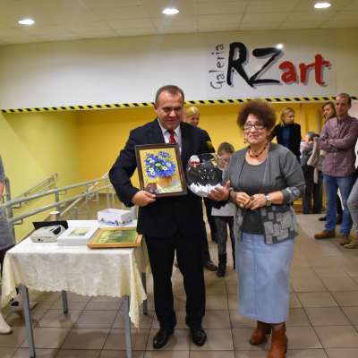 „Rzepin zwierciadłem historii. Wielki świat w niewielkich obrazach” - wystawa obrazó autorstwa Erny i Eduarda Diłnian w Rzepinie