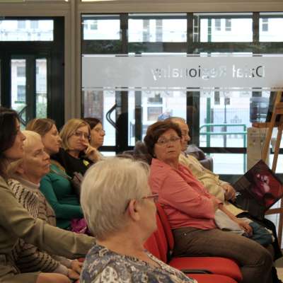 Grzegorz Miecugow odwiedził słubicką bibliotekę