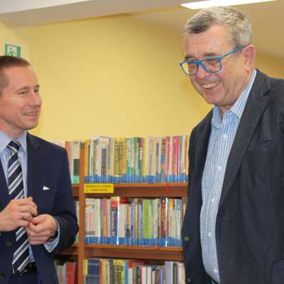 Grzegorz Miecugow odwiedził słubicką bibliotekę